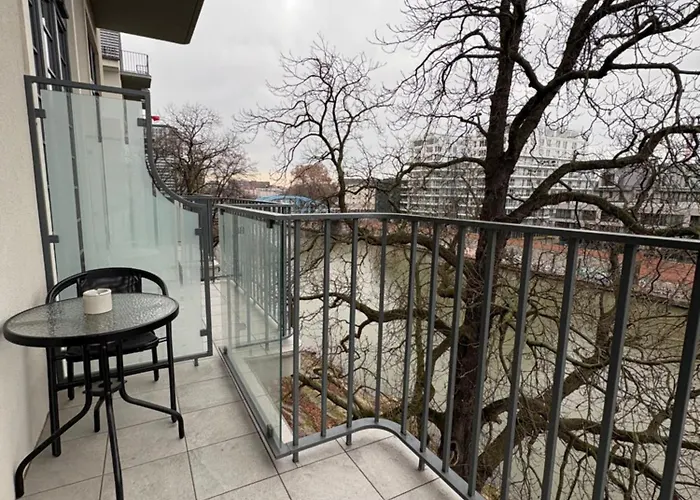 Staromiejski Bulwar By The River - Jana Pawla Ii Wrocław