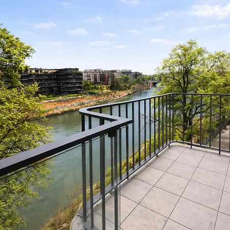 Staromiejski Bulwar By The River Appartamento *